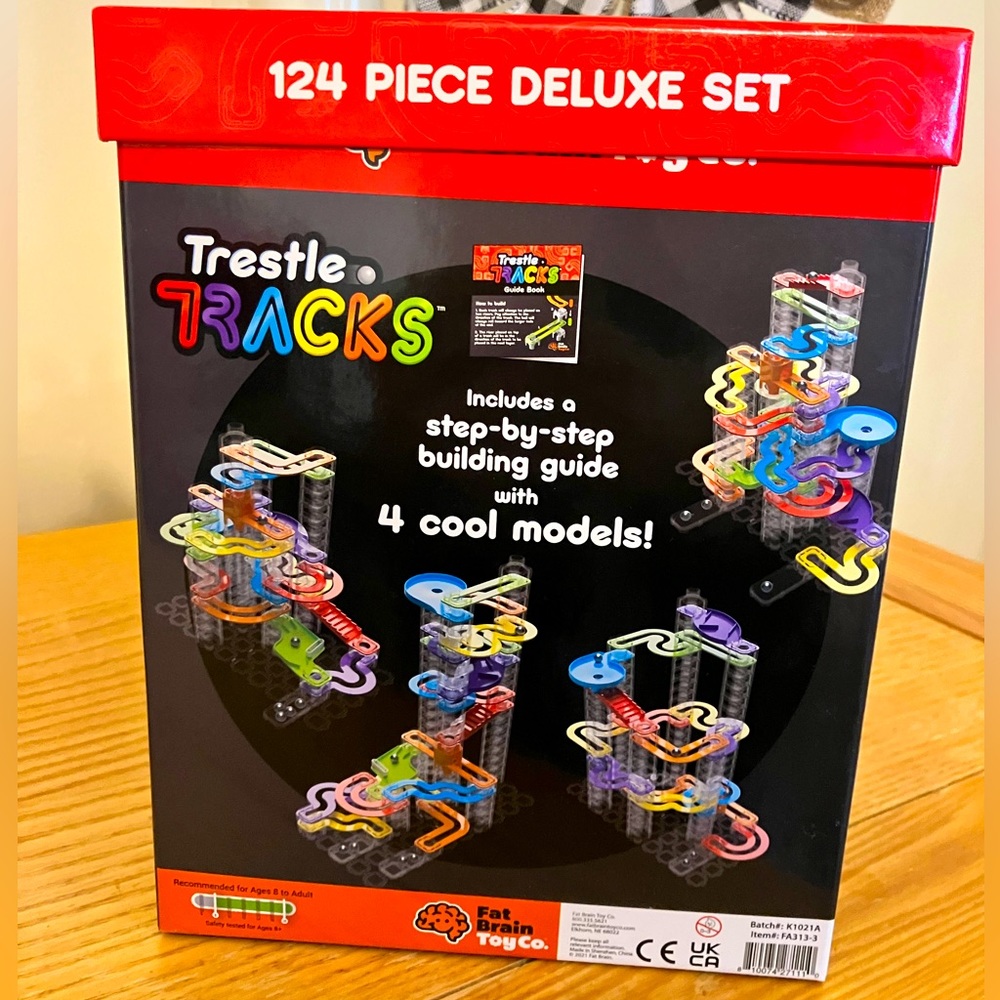 Trestle Tracks 124 piece Deluxe set
